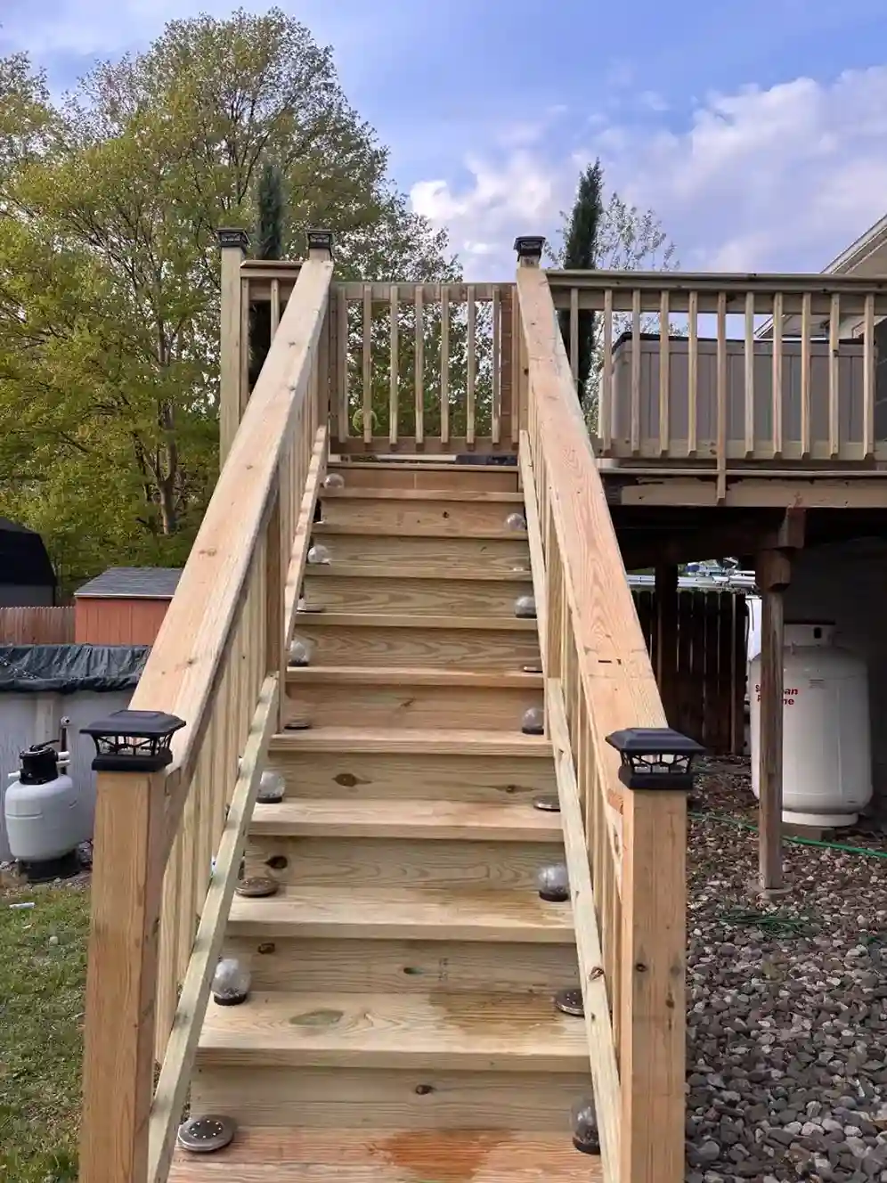 Installing sturdy handrails on exterior wooden steps